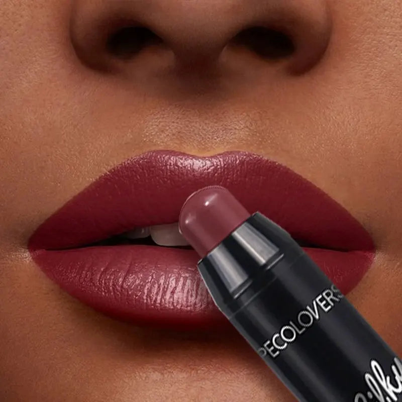 Lápiz Labial Mate Resistente al Agua – Long-lasting Matte Lipstick